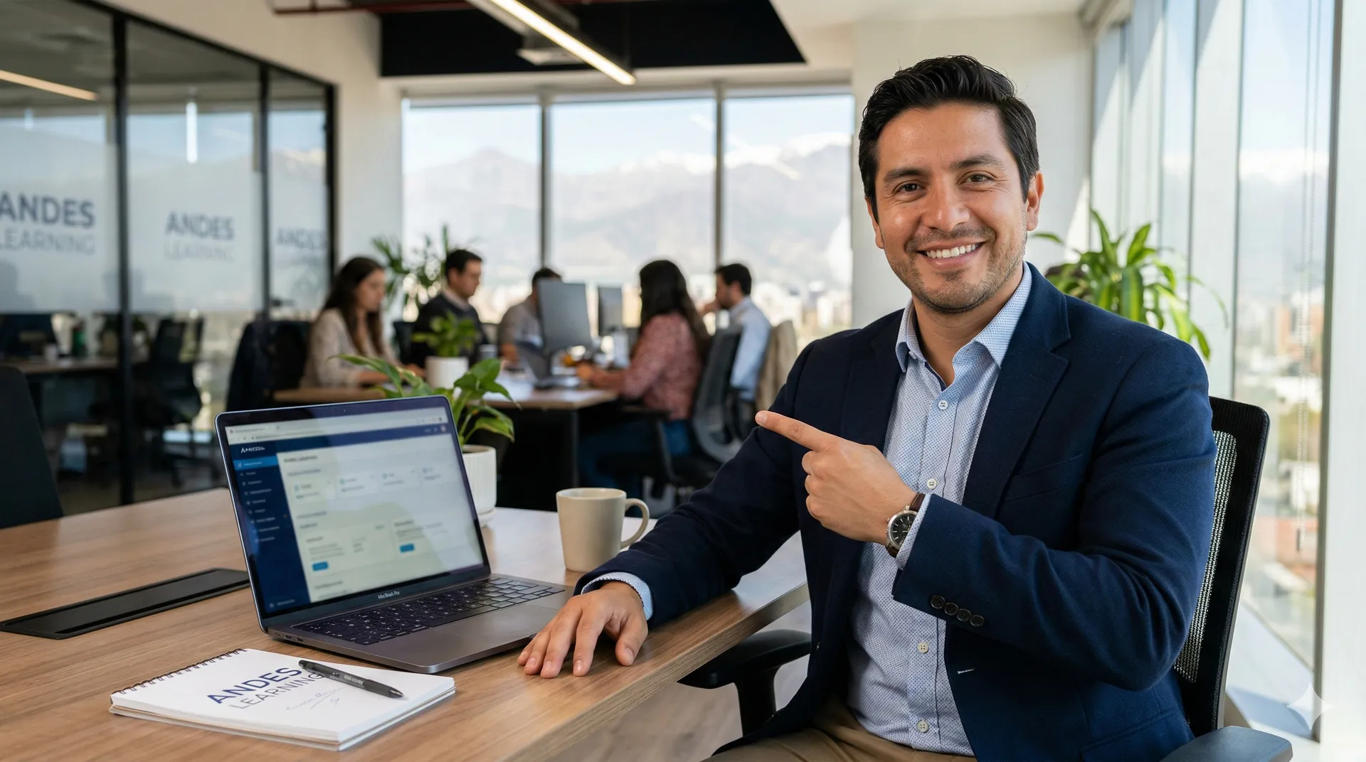 Profesional apuntando al curso